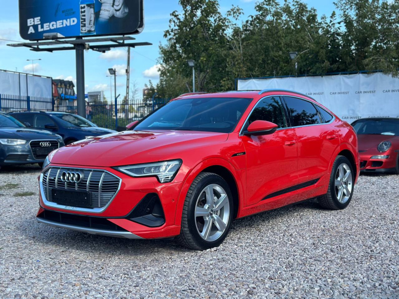 
								Audi e-tron 55 quattro S-line full									