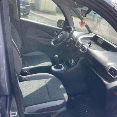 
								Citroen C3 Picasso full									