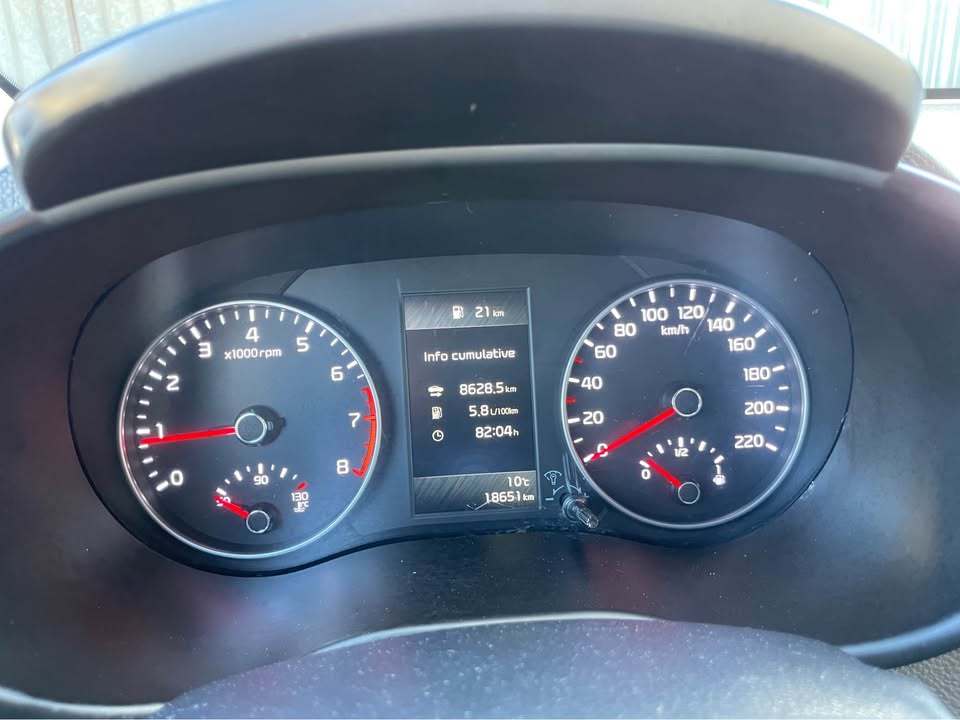 
								KIA Picanto 1.0 full									