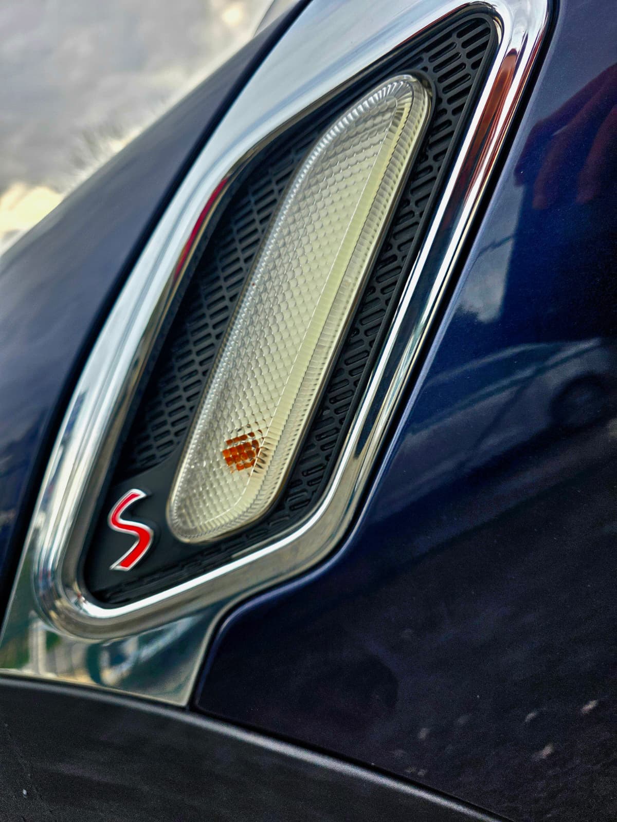 
								MINI Countryman Cooper SD ALL4 full									