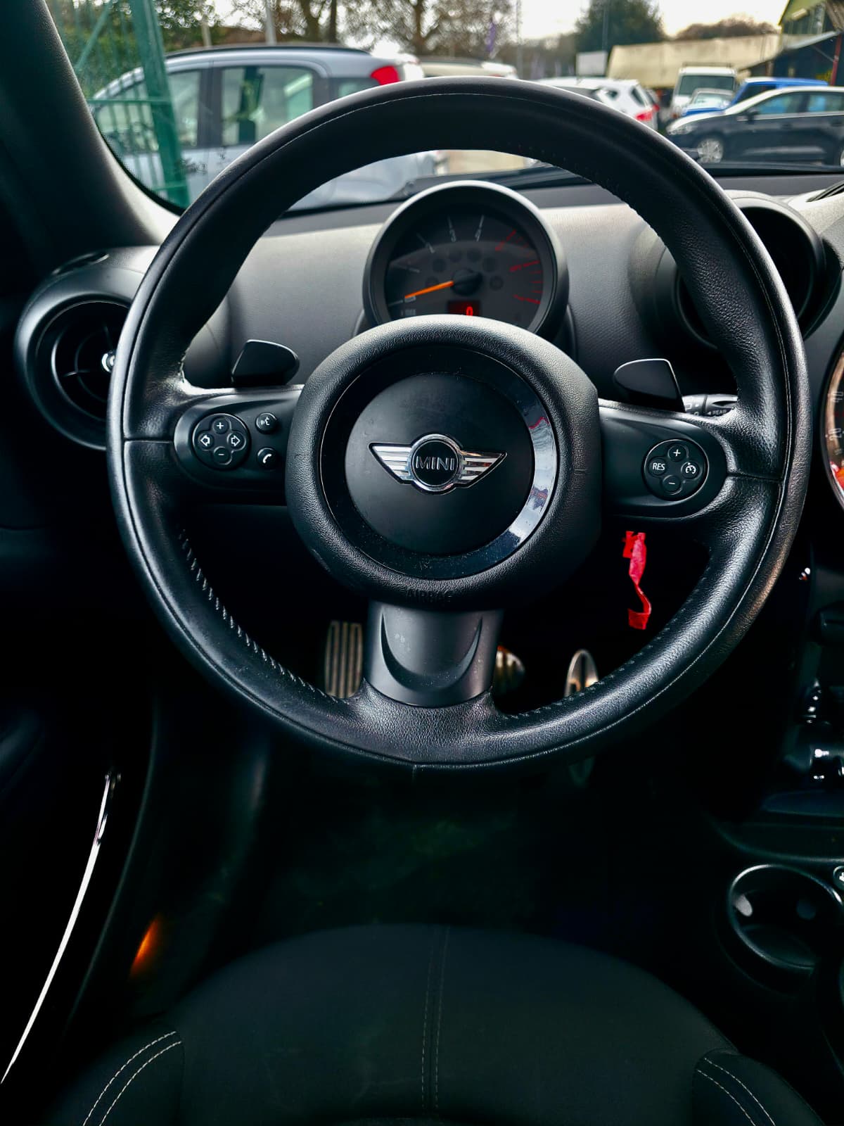 
								MINI Countryman Cooper SD ALL4 full									