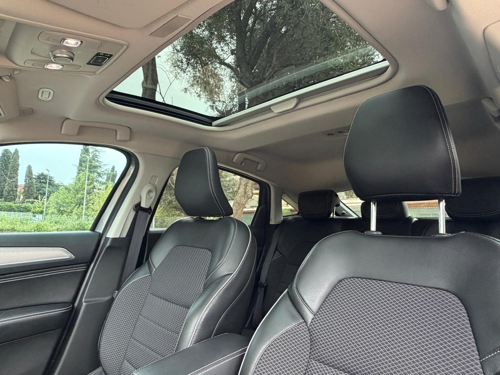 
								Renault Arkana 1.6 Hybrid E-Tech Techno full									