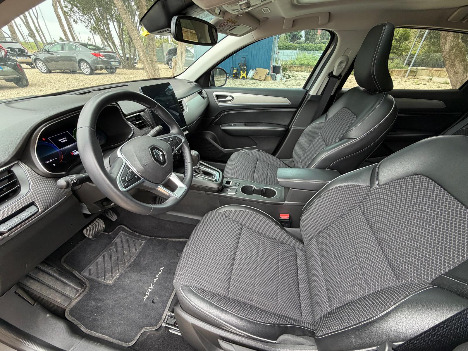 
								Renault Arkana 1.6 Hybrid E-Tech Techno full									