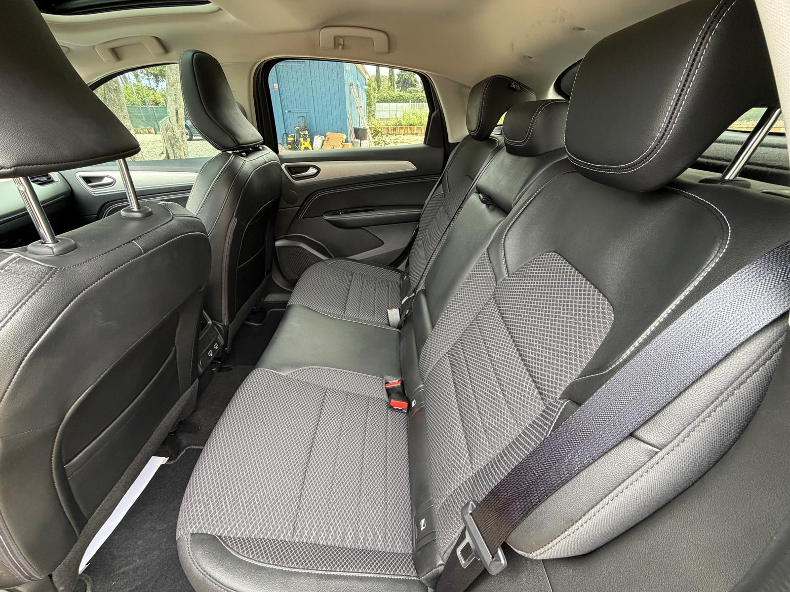 
								Renault Arkana 1.6 Hybrid E-Tech Techno full									