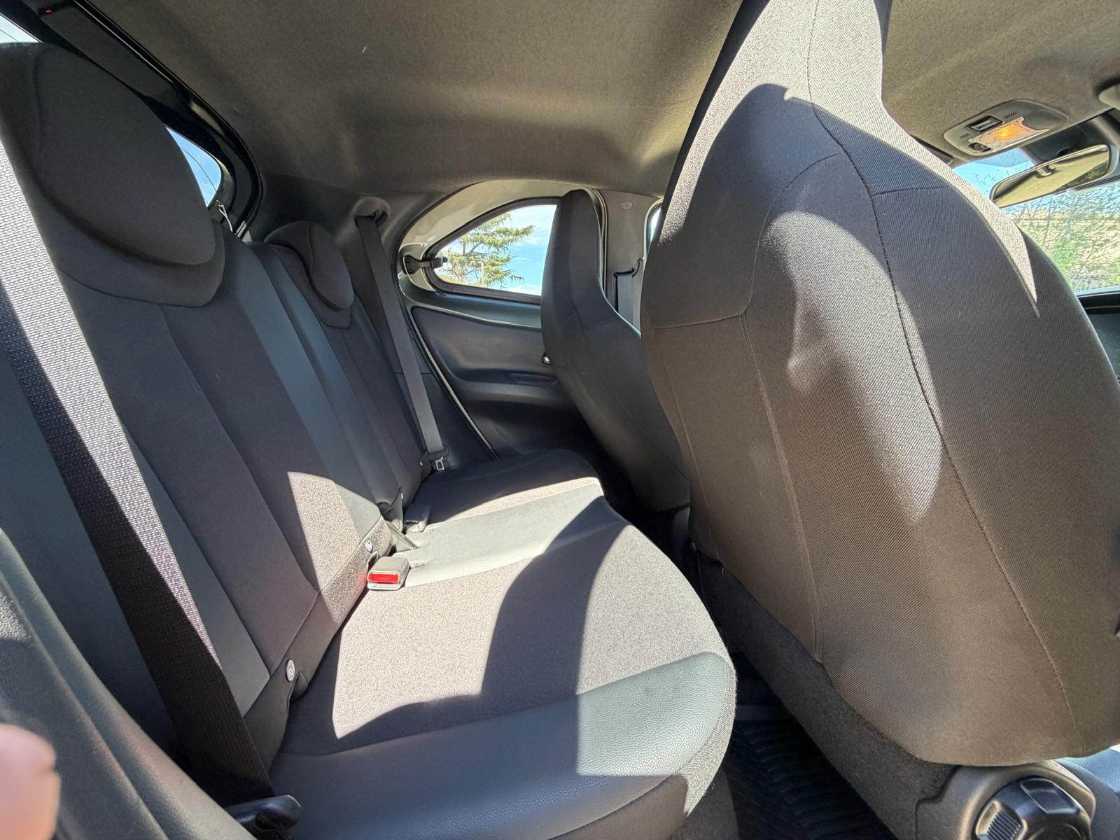 
								Toyota Aygo X 1.0 Lounge full									