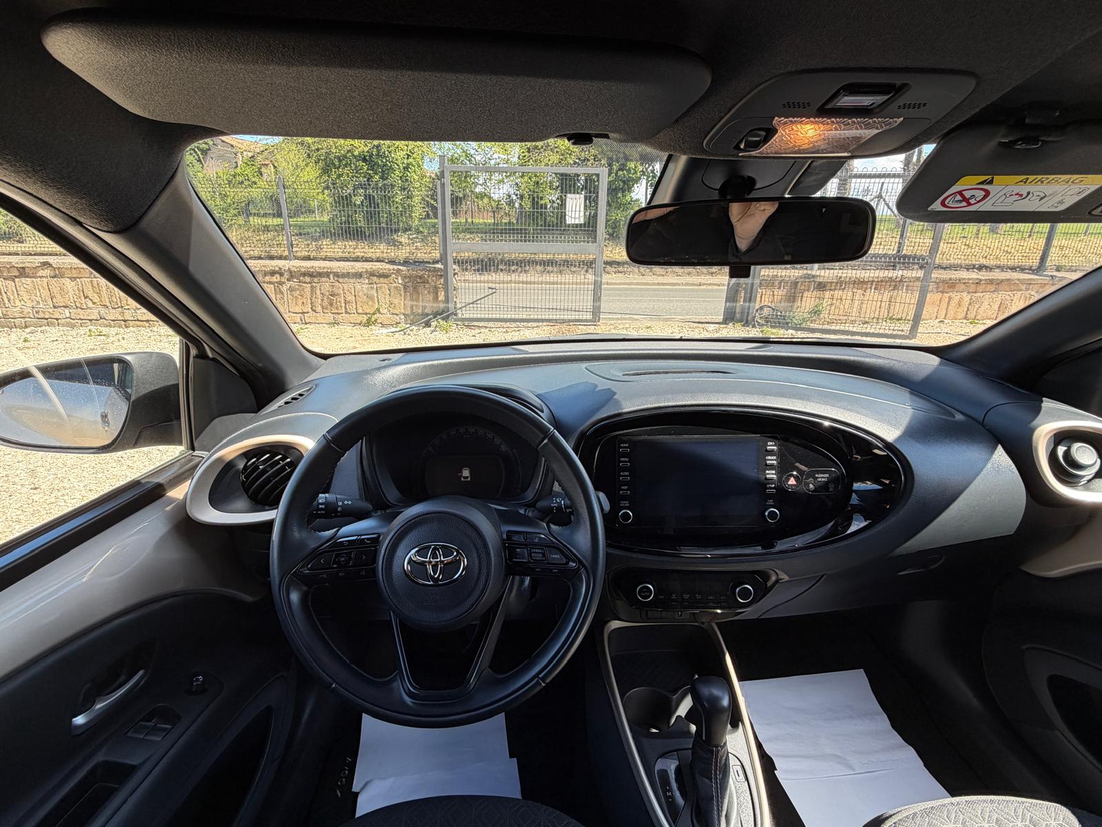 
								Toyota Aygo X 1.0 Trendy full									