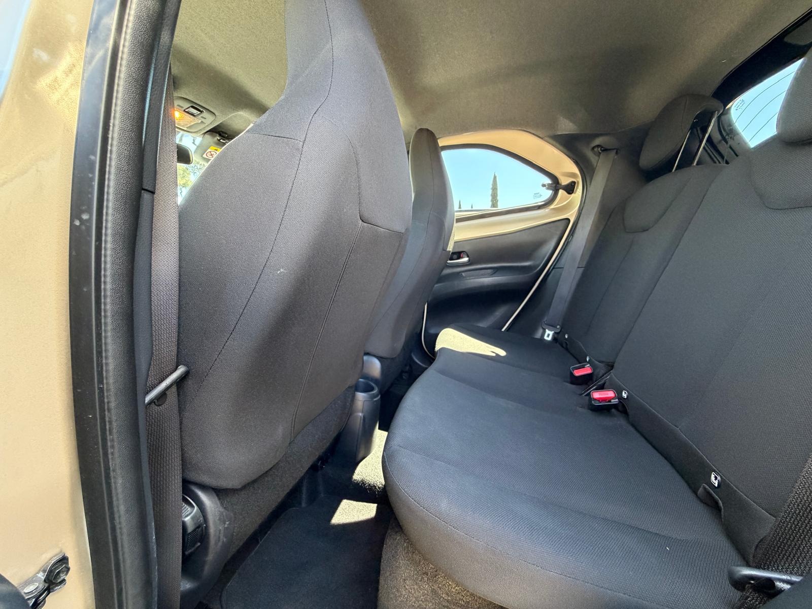 
								Toyota Aygo X 1.0 Trendy full									