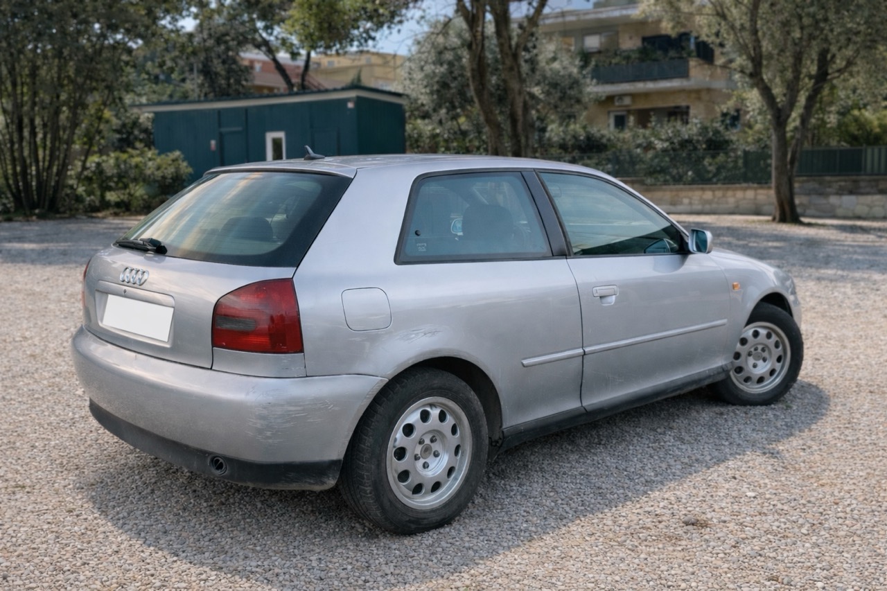 
								Audi A3 1.8 GPL 1998 full									