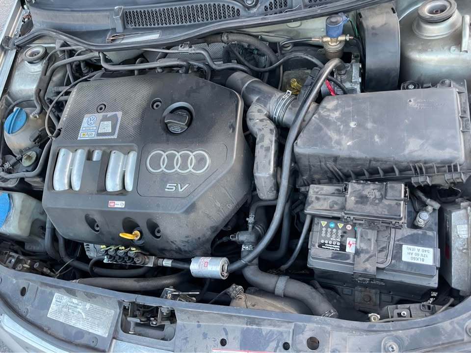 
								Audi A3 1.8 GPL 1998 full									
