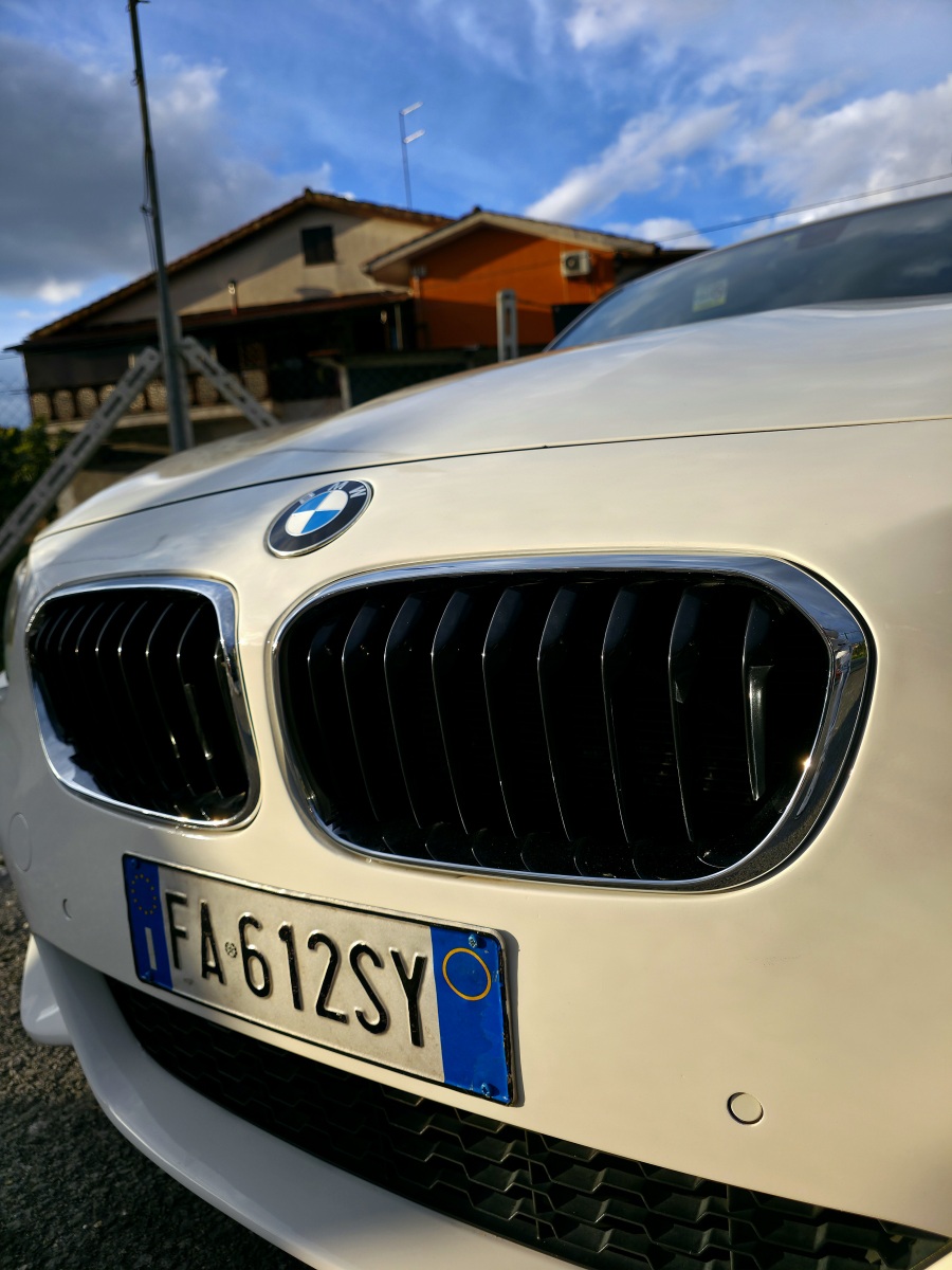 
								BMW 118d M Sport full									