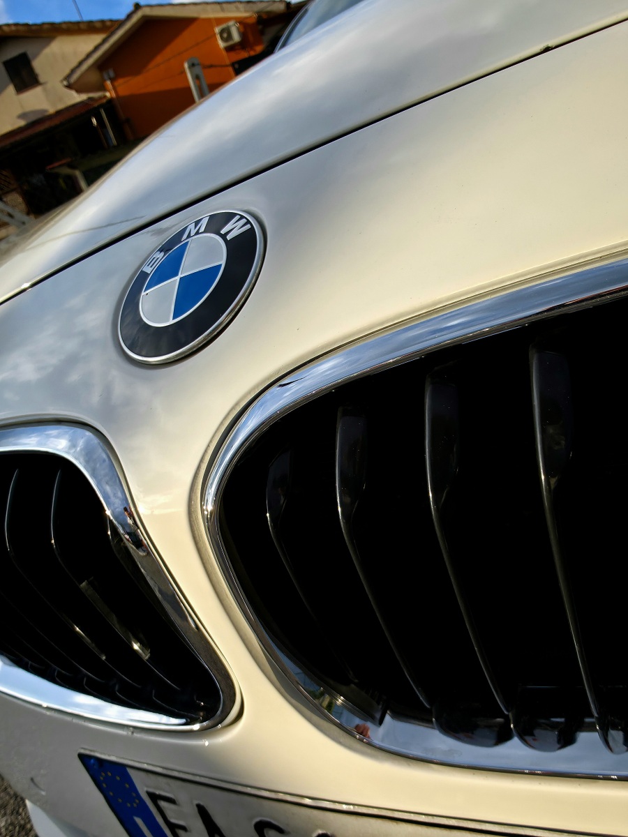 
								BMW 118d M Sport full									