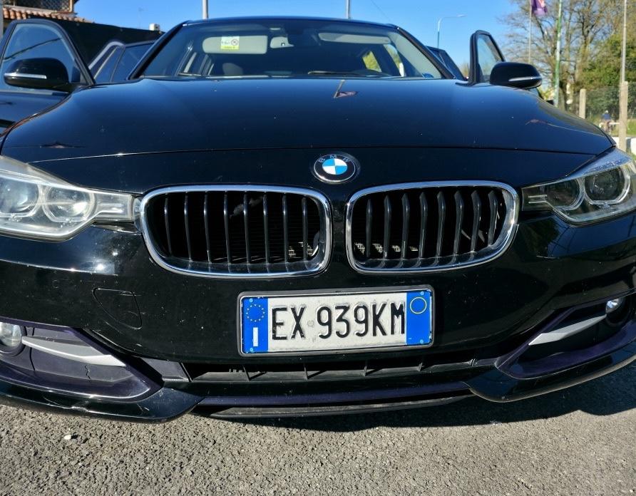 
								BMW serie 316d Touring M sport full									