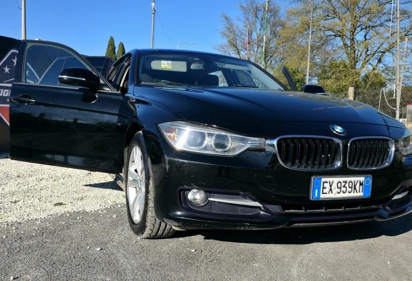 
								BMW serie 316d Touring M sport full									