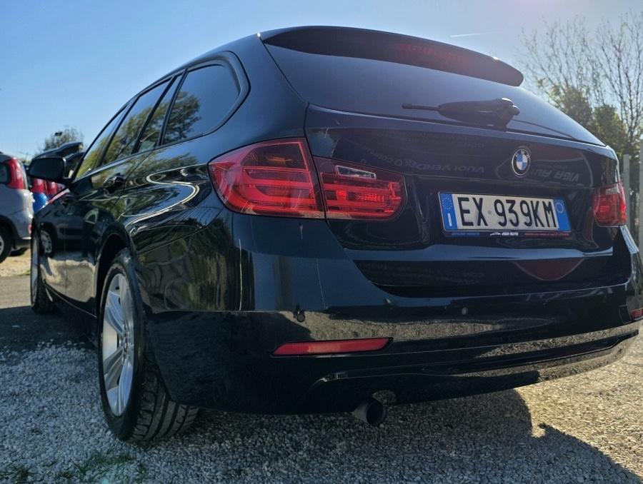
								BMW serie 316d Touring M sport full									