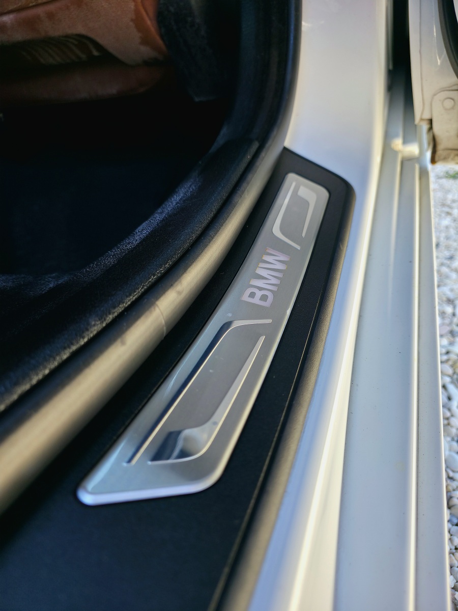 
								BMW 520d Touring M Sport full									