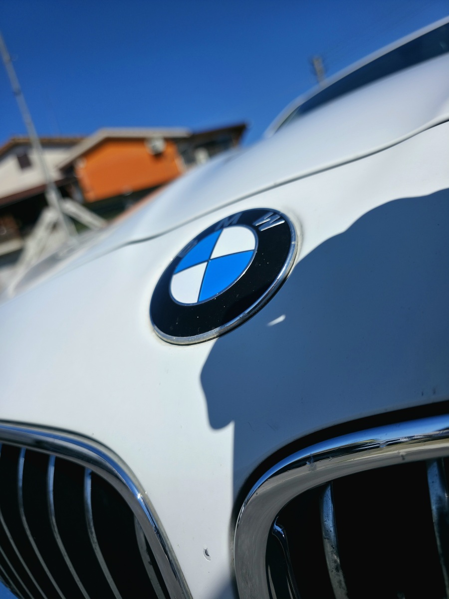 
								BMW 520d Touring M Sport full									