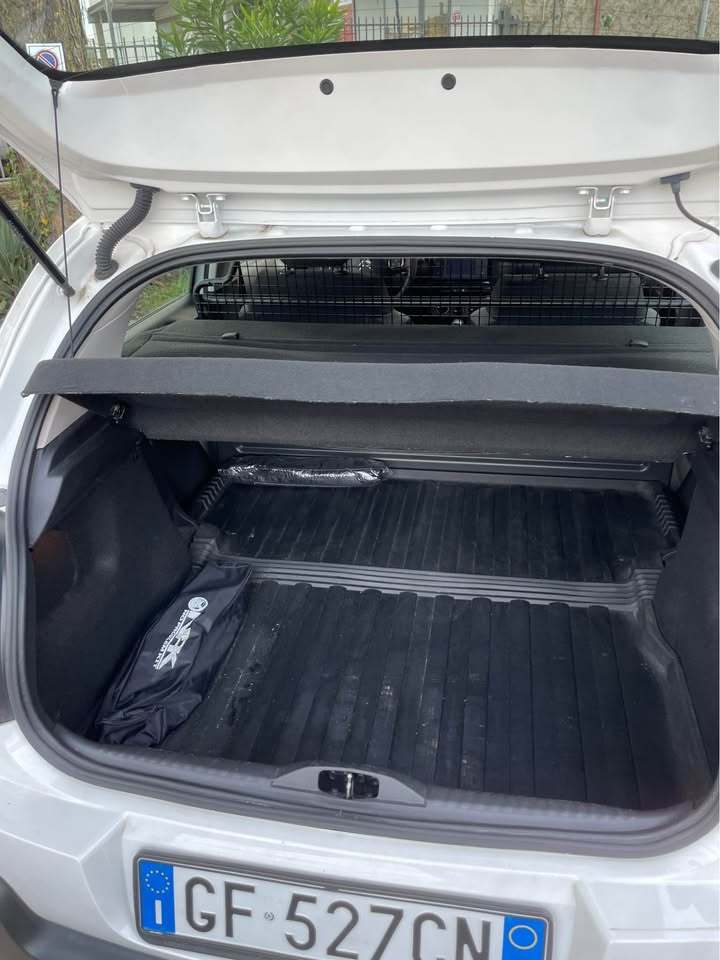 
								Citroen C3 1.5 BLUEHDI full									