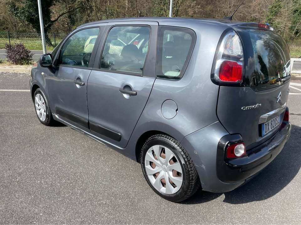 
								Citroen C3 Picasso 1.6 HDi full									