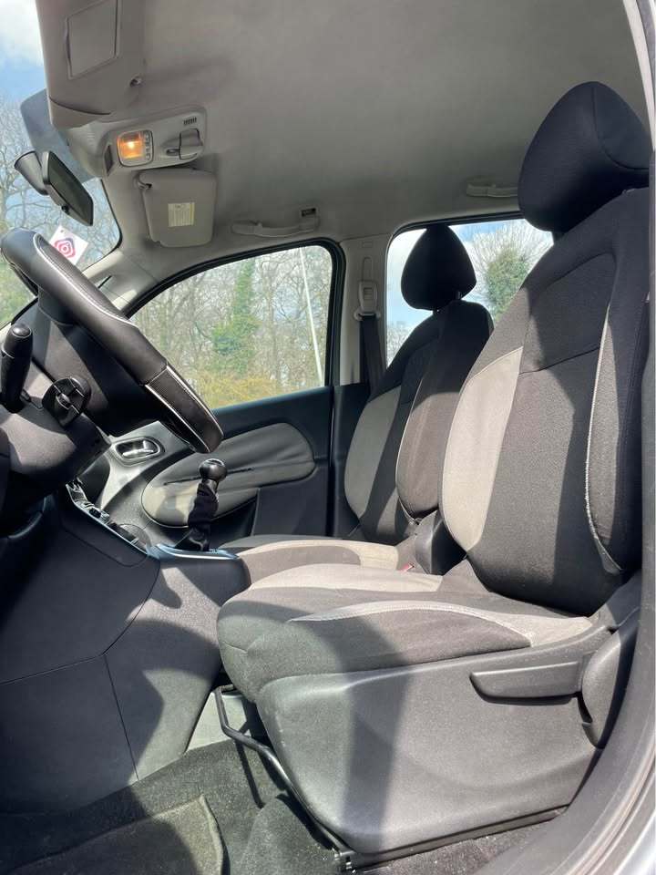 
								Citroen C3 Picasso 1.6 HDi full									