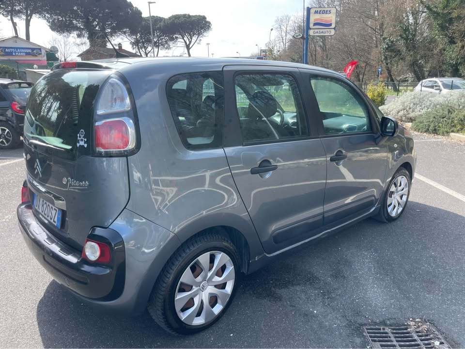 
								Citroen C3 Picasso 1.6 HDi full									