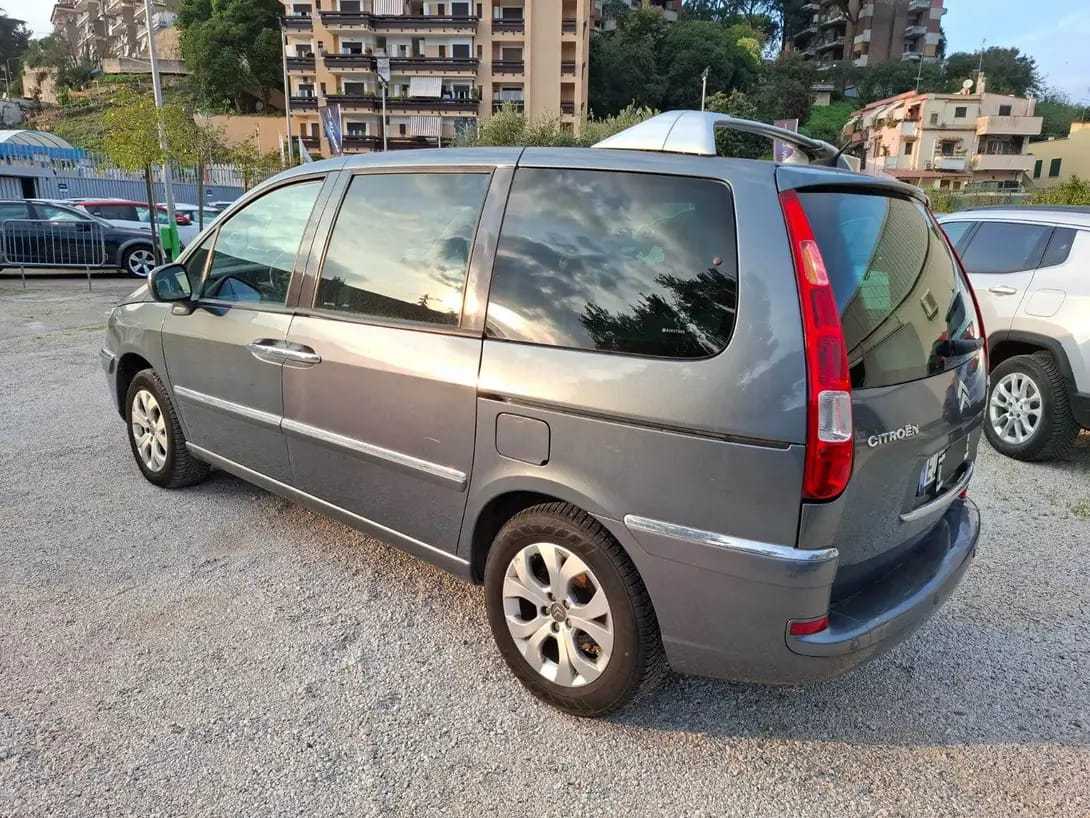 
								Citroen C8 Seduction full									