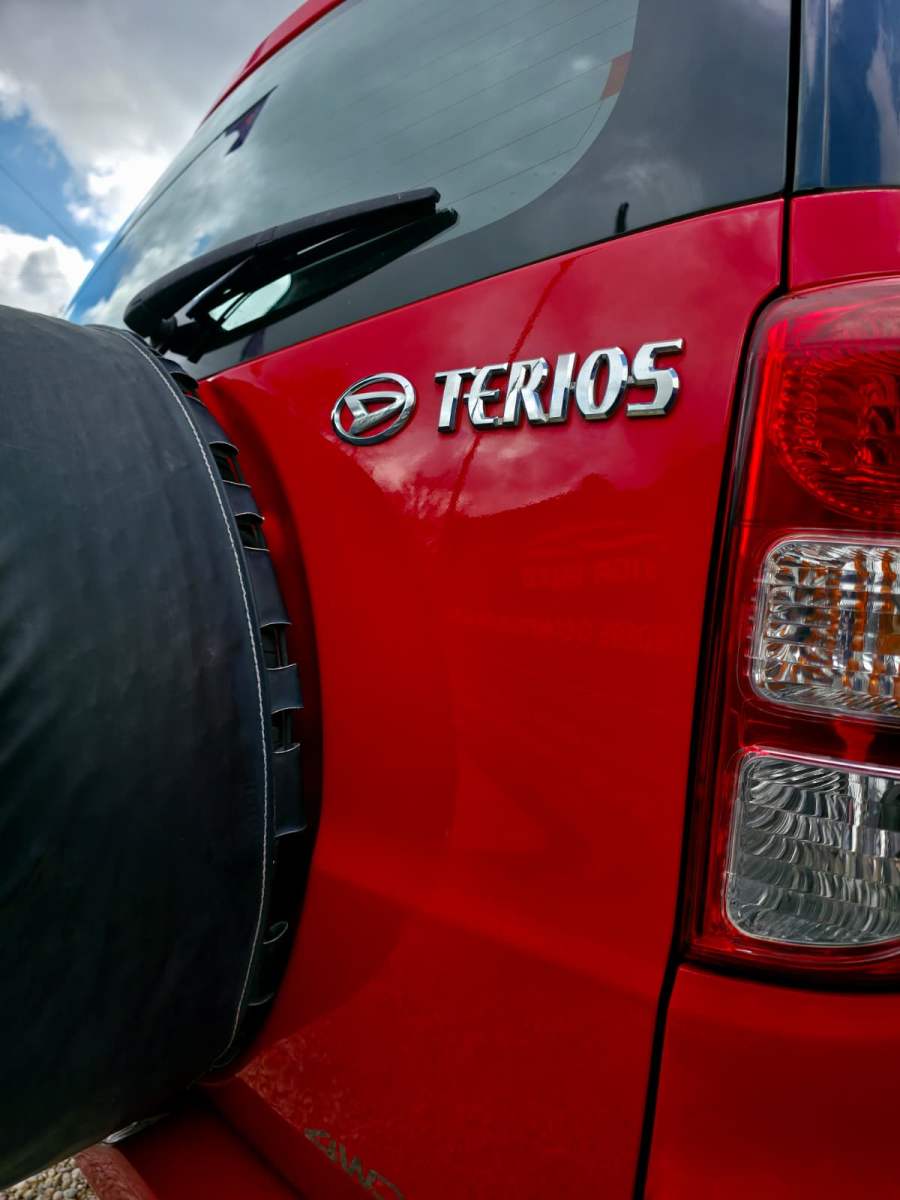 
								DAIHATSU Terios Gpl 2a serie full									