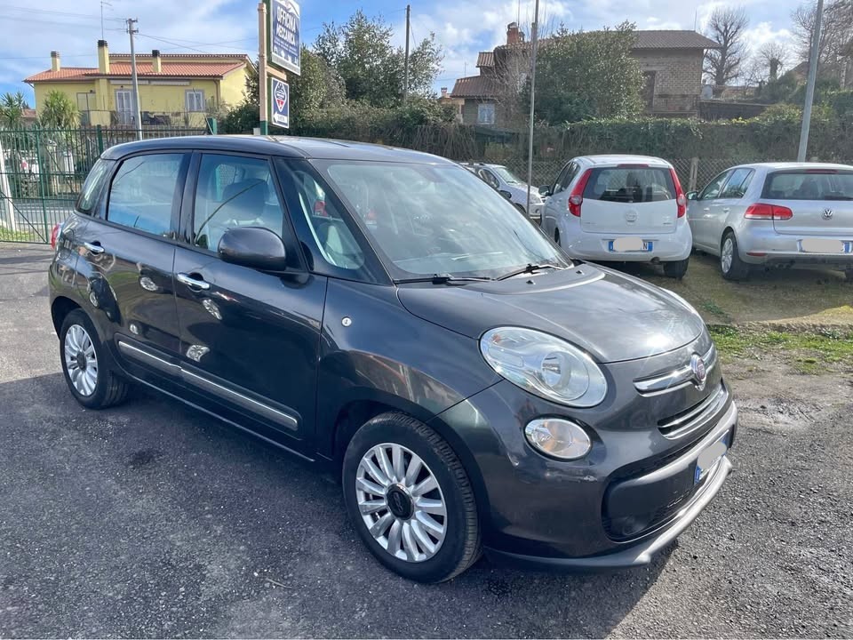 
								FIAT 500L 1.3 Multijet Lounge full									