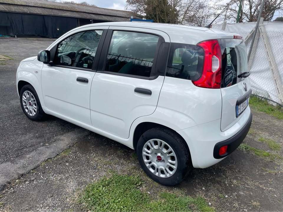 
								FIAT Panda 2018 full									