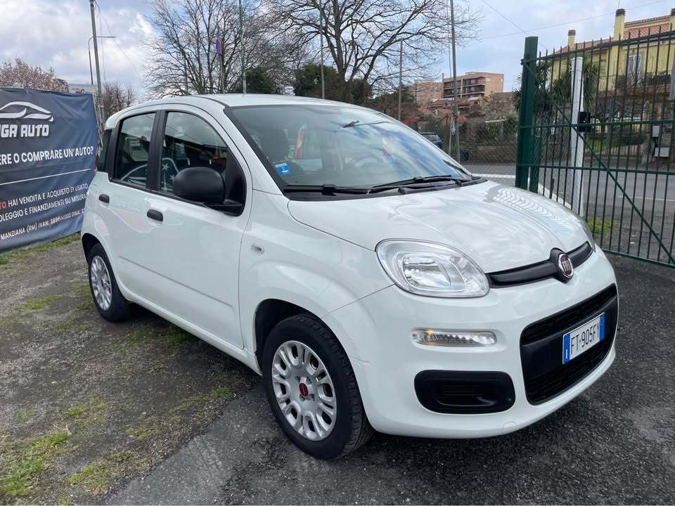 
								FIAT Panda 2018 full									