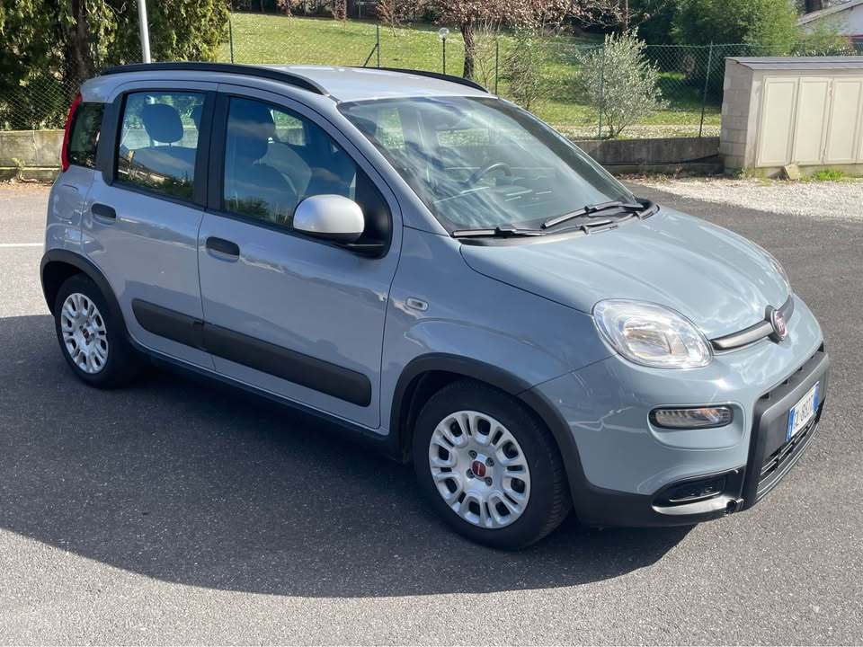 
								FIAT Panda 3a serie Hybrid full									