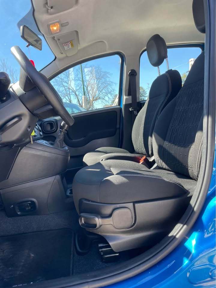 
								FIAT Panda 1.0 Hybrid 2024 full									