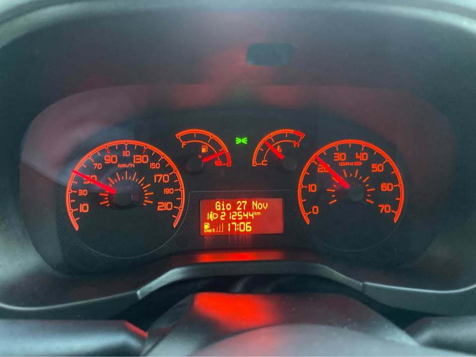 
								Fiat Qubo 1.4 Benzina-Metano full									