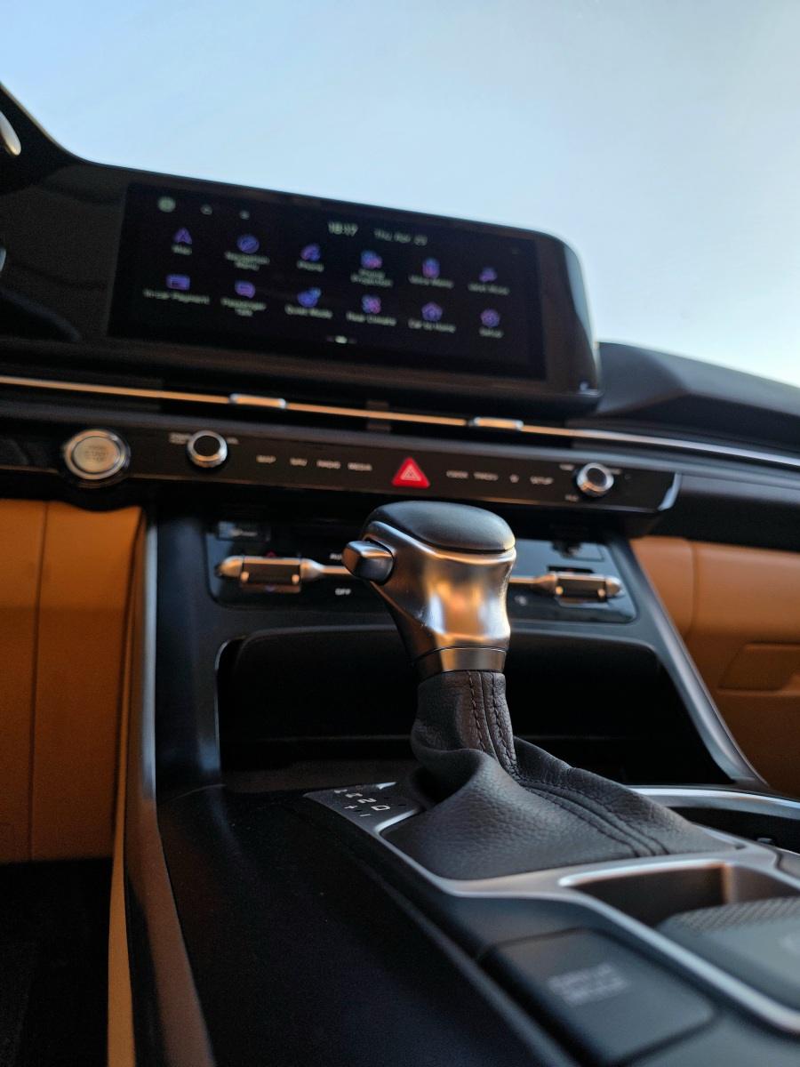 
								Kia Carnival 2021 full									