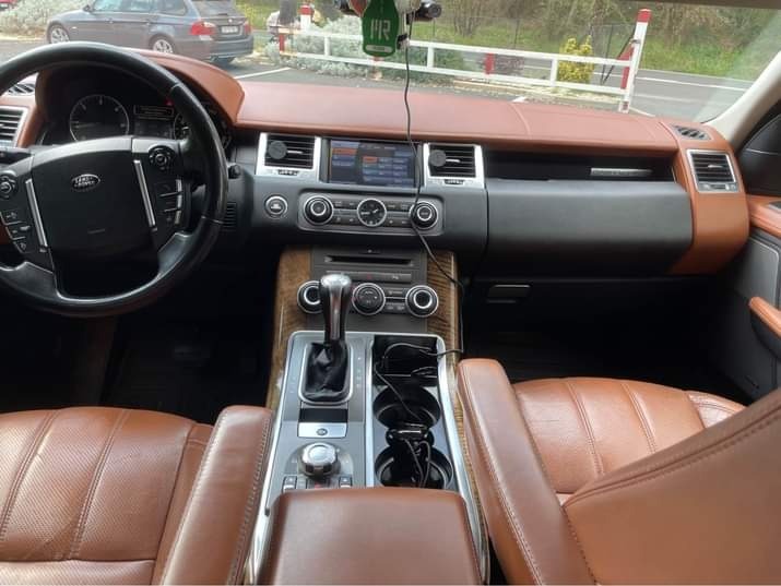 
								Land Rover RR Sport full									