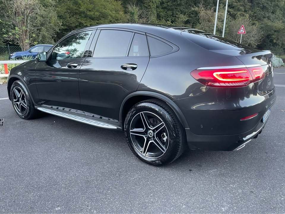 
								MERCEDES GLC Coupe full									