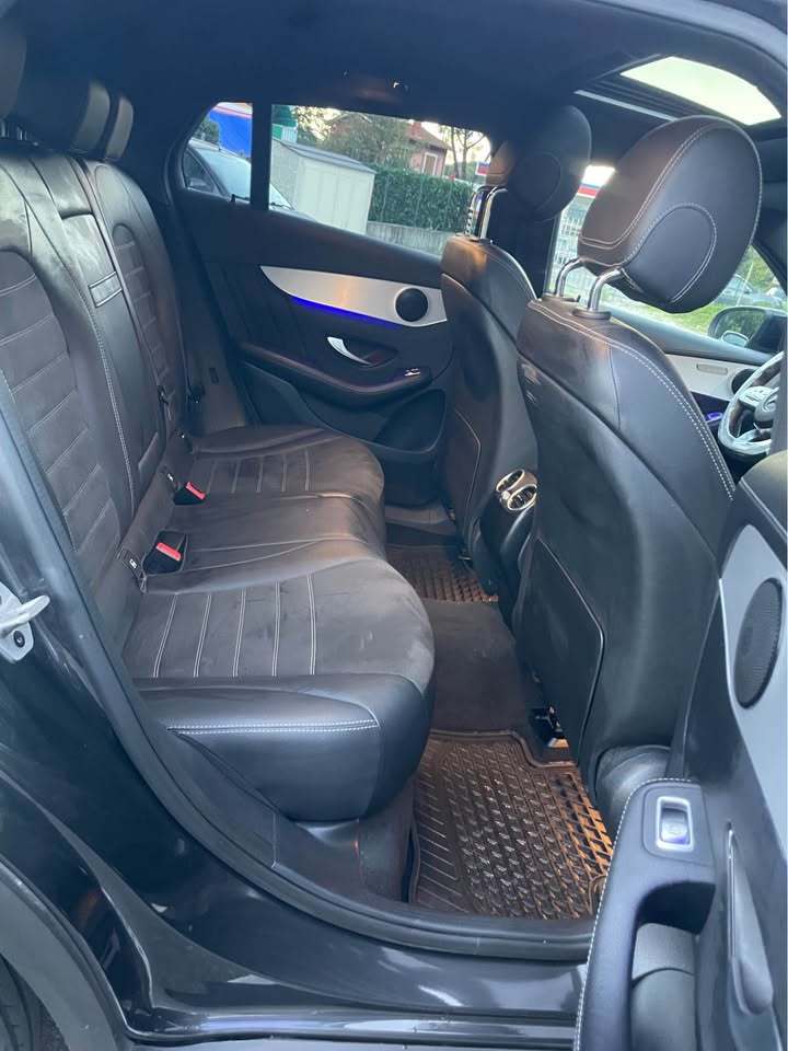 
								MERCEDES GLC Coupe full									