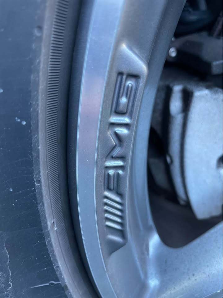 
								MERCEDES GLC 2018 full									