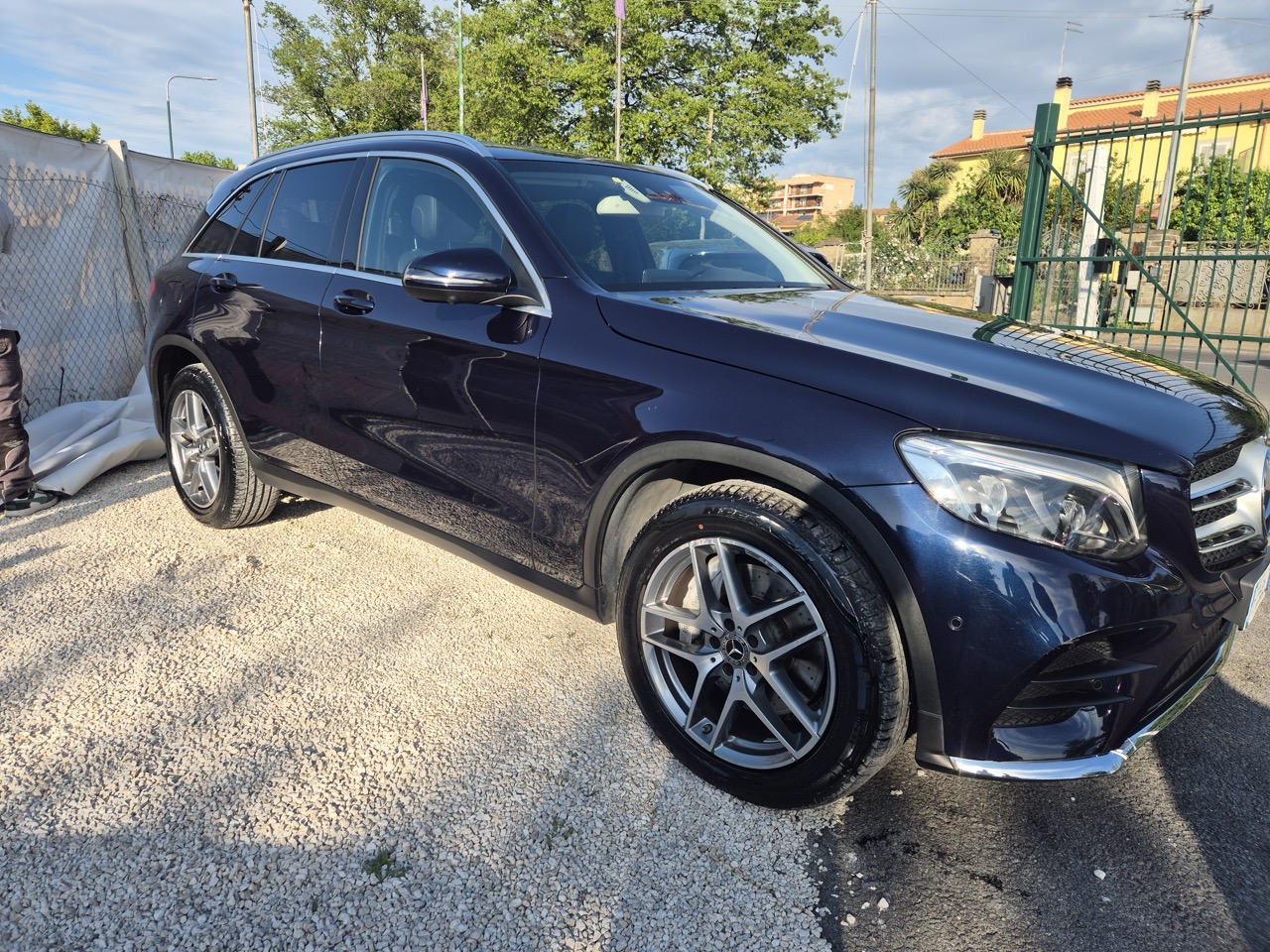 
								Mercedes-Benz GLC 250d 4MATIC Exclusive full									