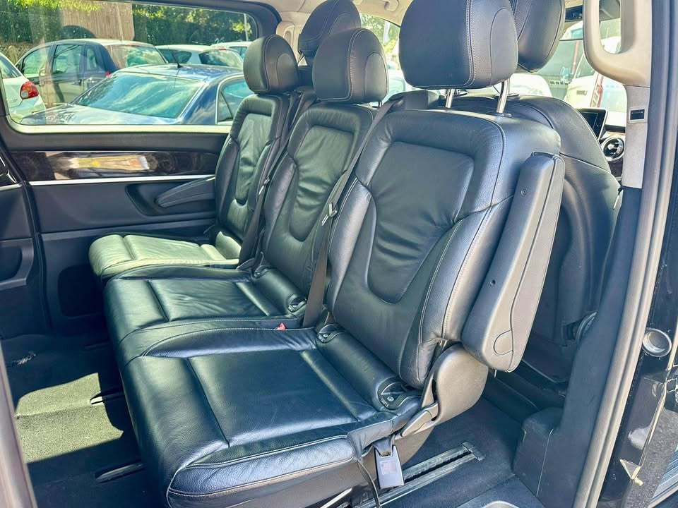 
								Mercedes V-Class 250 CDI full									