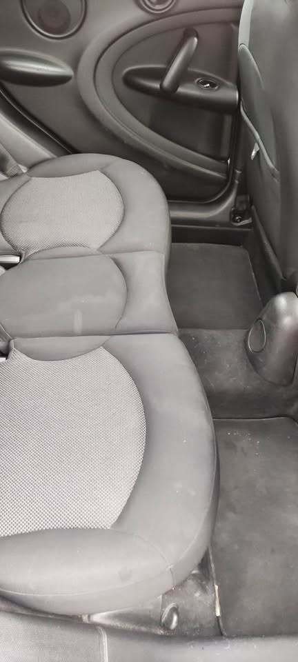 
								Mini Cooper Countryman 1.6 One D full									