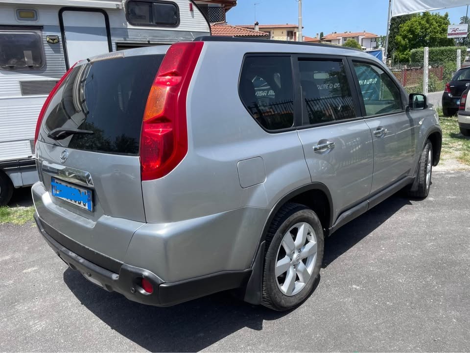 
								NISSAN X-Trail 4X4 full									