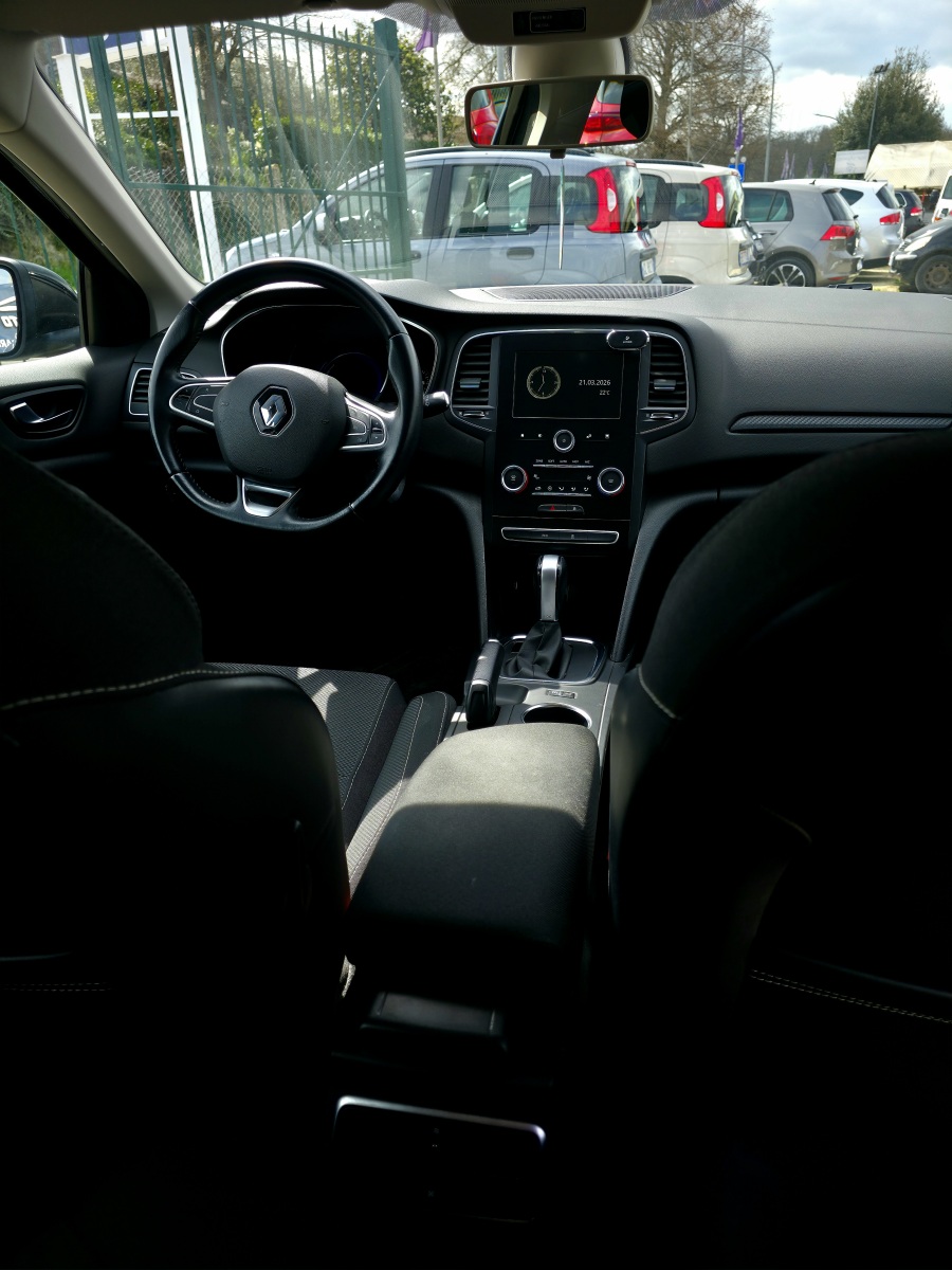 
								Renault Megane Sporter full									