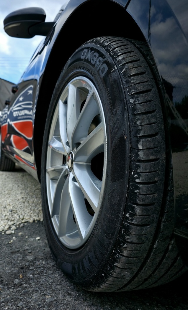 
								Renault Megane Sporter full									