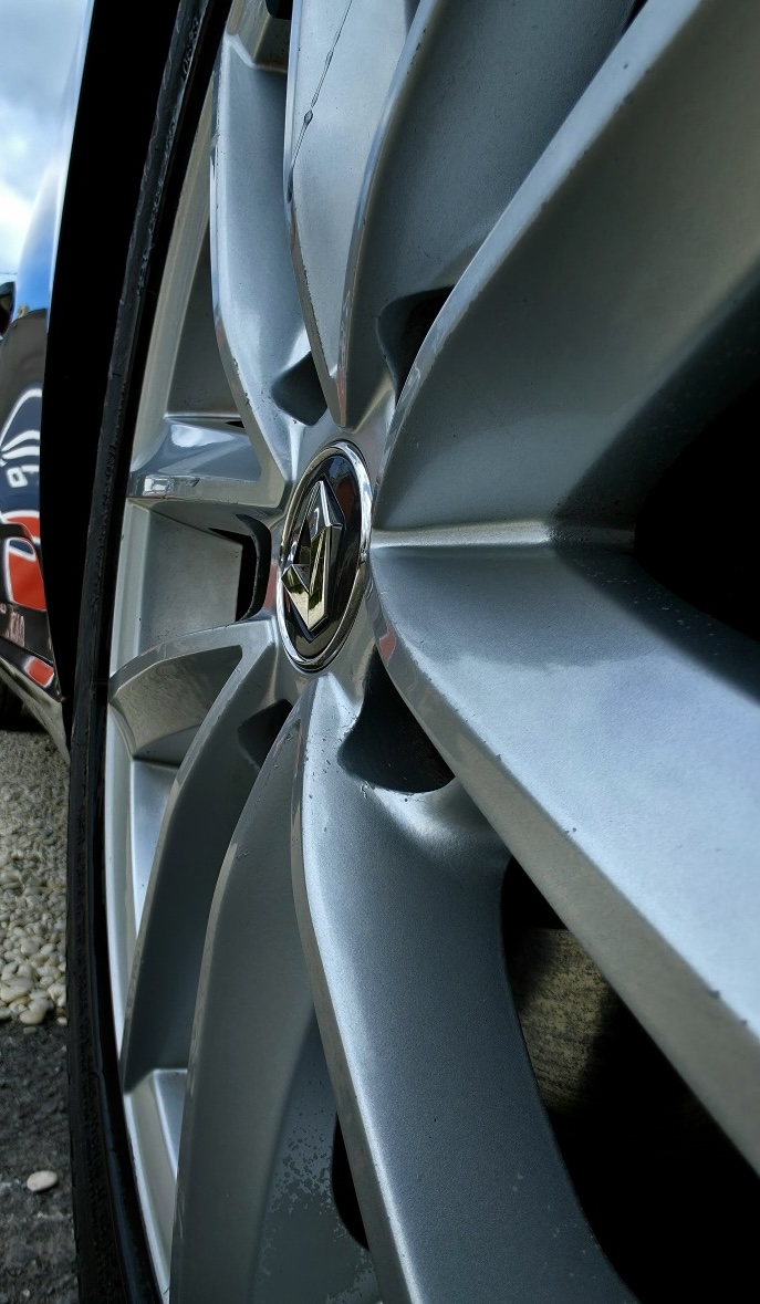 
								Renault Megane Sporter full									