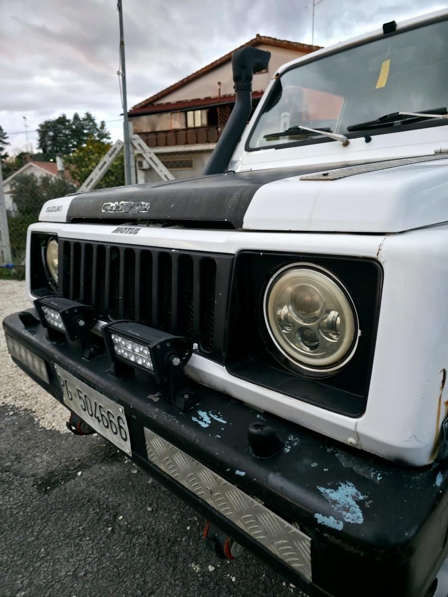 
								Suzuki Samurai 1.0 SJ40 full									