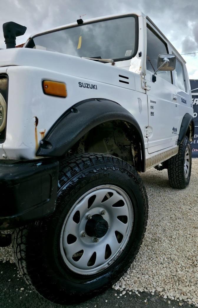 
								Suzuki Samurai 1.0 SJ40 full									