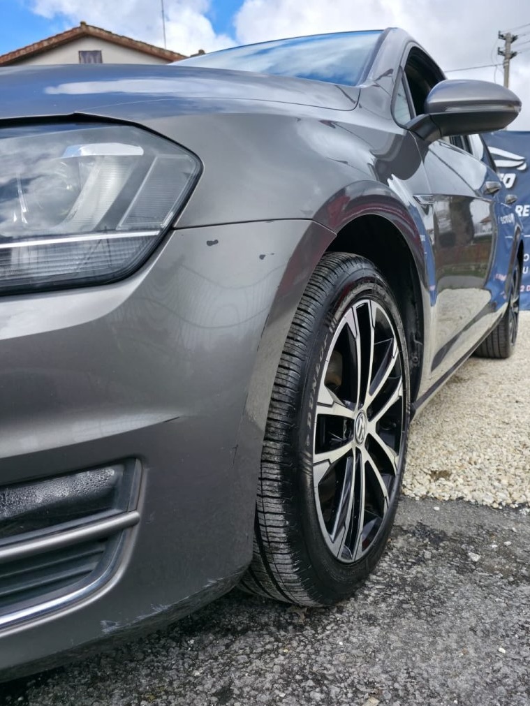 
								Volkswagen Golf 1.6 TDI full									