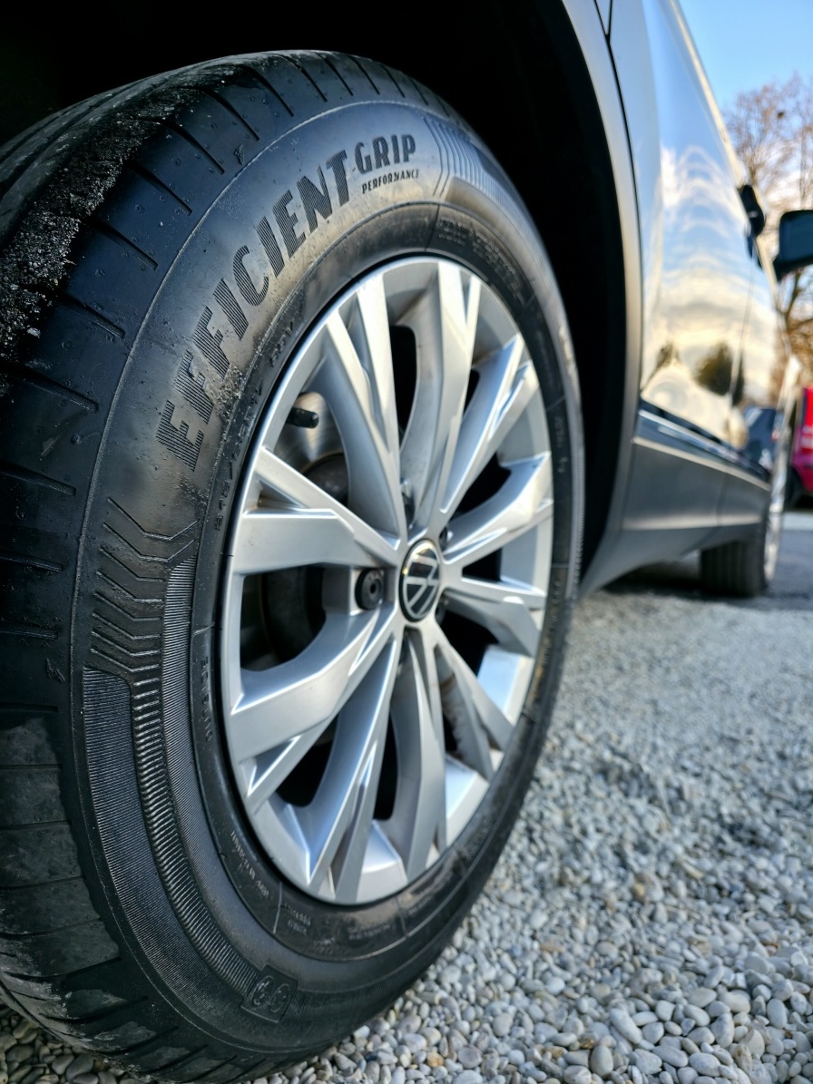 
								VOLKSWAGEN Tiguan 2а serie full									