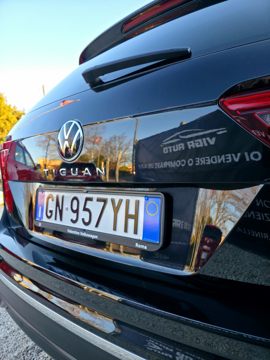 
								VOLKSWAGEN Tiguan 2а serie full									