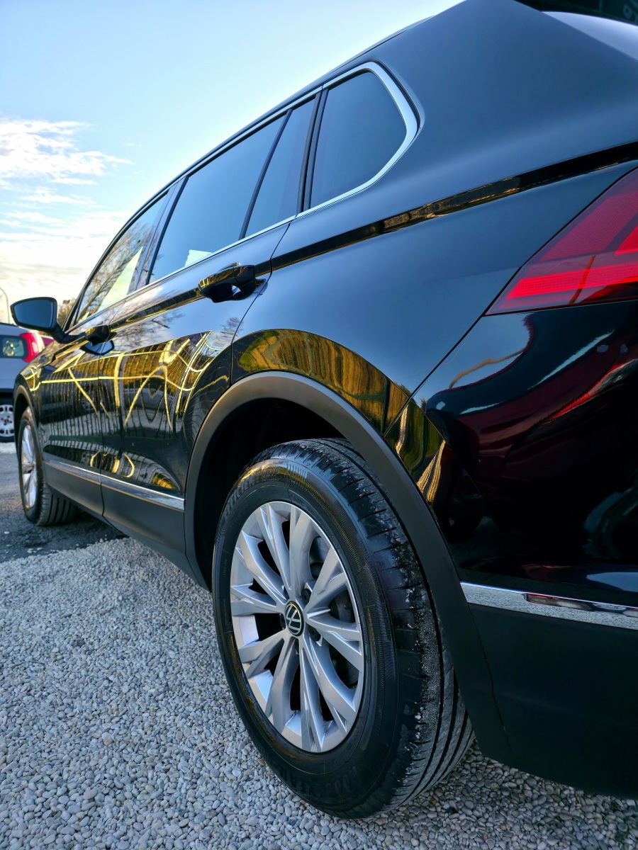 
								VOLKSWAGEN Tiguan 2а serie full									